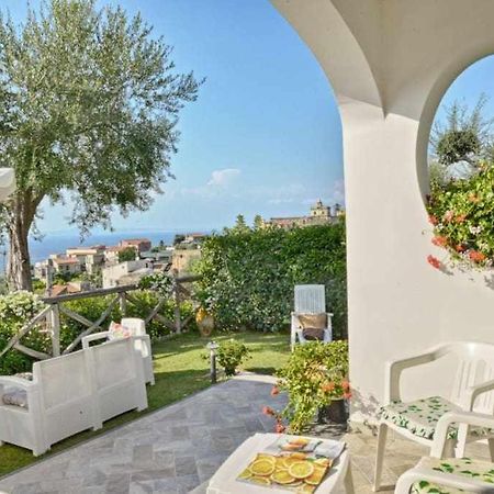 Villa Il Sogno Di Zia Ada Massa Lubrense Buitenkant foto