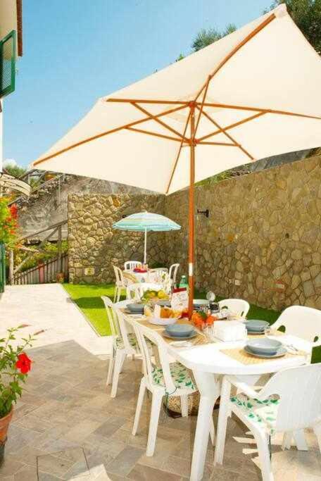 Villa Il Sogno Di Zia Ada Massa Lubrense Buitenkant foto