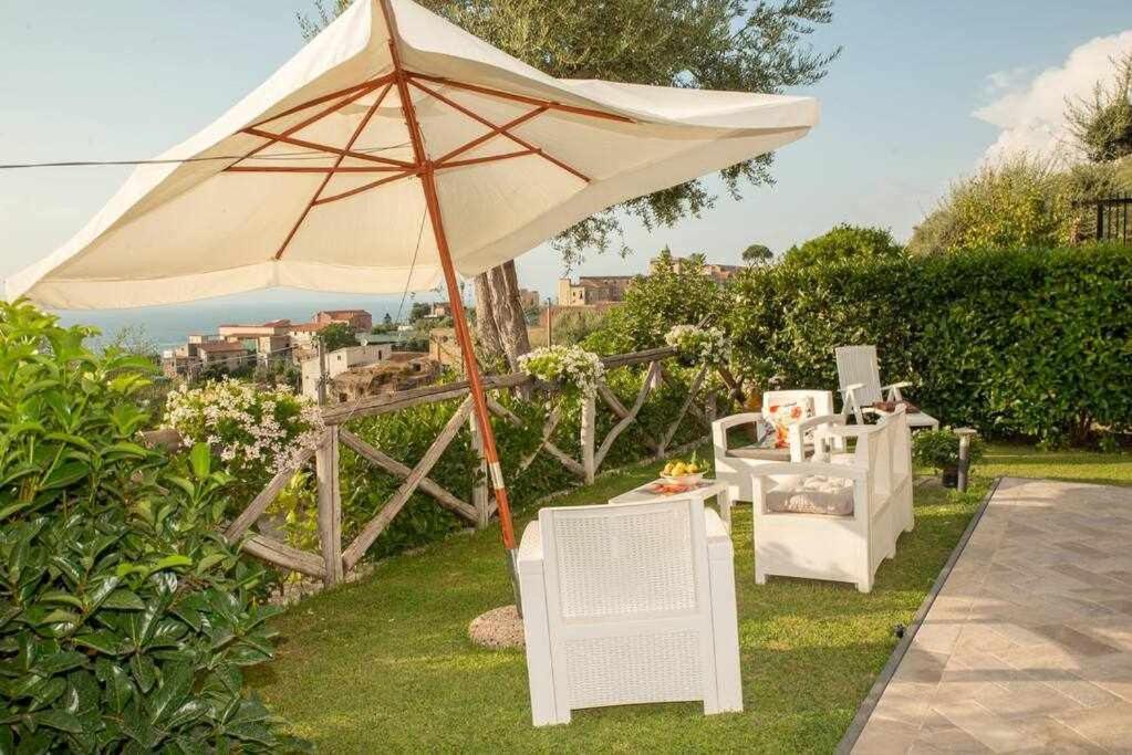 Villa Il Sogno Di Zia Ada Massa Lubrense Buitenkant foto
